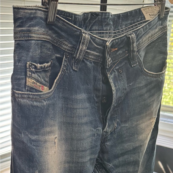 Diesel Safado Regular Slim Straight Jeans
Blue
32 L
32 W - Picture 3 of 5